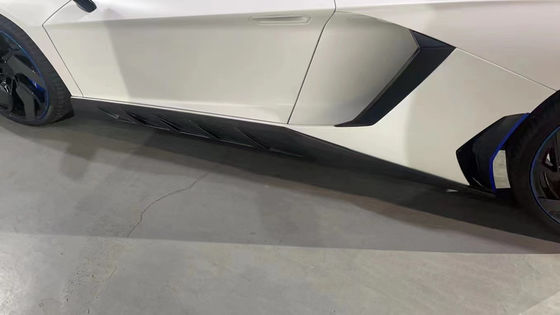 ল্যাম্বোরগিনি LP700 LP750 কার্বন ফাইবার বডি কিট LP700 750 আপগ্রেড করা নভি ফ্রন্ট শোভেল সাইড স্কার্ট বডি কিট