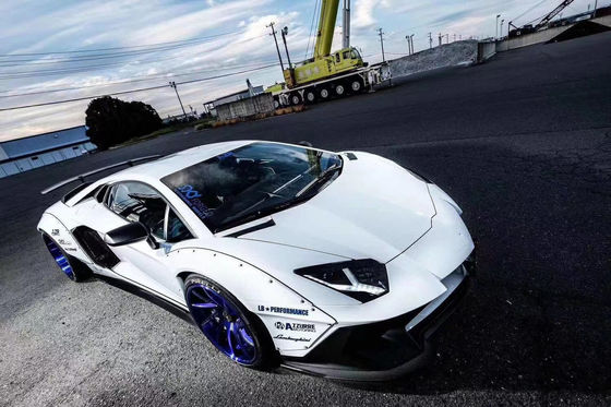 Lamborghini Aventador LP700 কার্বন ফাইবার বডি কিট LP700 আপগ্রেড করা LB স্টাইলের সাইড স্কার্ট স্পয়লার হুইল আর্ক