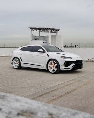Lamborghini URUS কার্বন বডি কিট NT স্টাইল ফ্রন্ট লিপ ডিফিউজার স্পয়লার কাস্টম ওয়াইড বডি কিট
