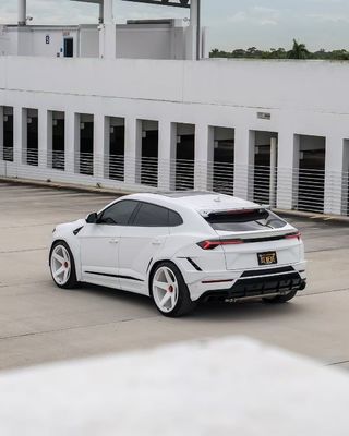 Lamborghini URUS কার্বন বডি কিট NT স্টাইল ফ্রন্ট লিপ ডিফিউজার স্পয়লার কাস্টম ওয়াইড বডি কিট